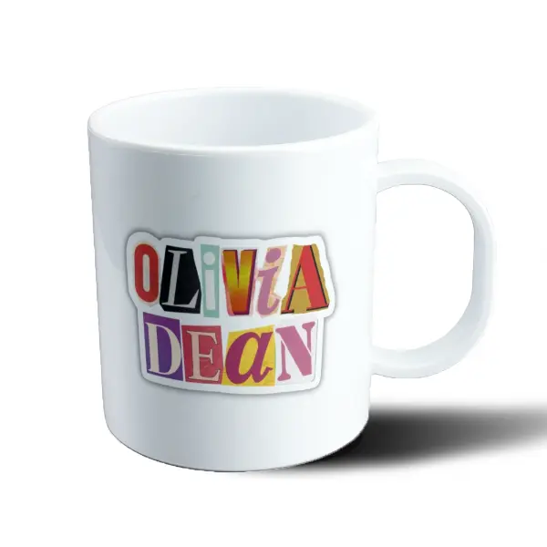 Taza de Plástico Olivia Dean Collage Letras