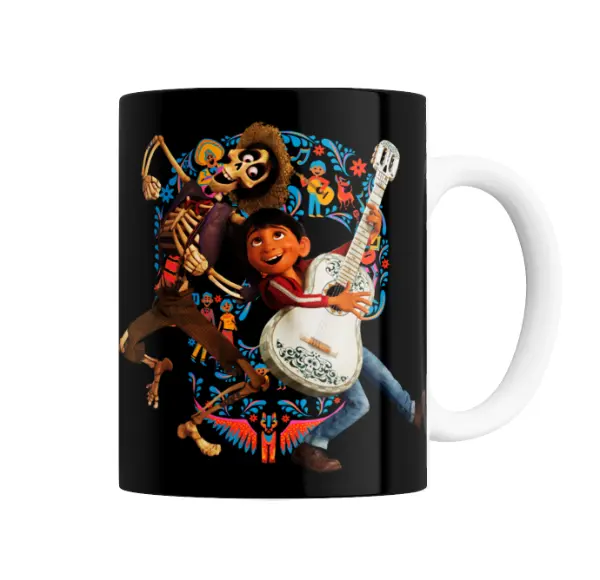 Taza de Cerámica Coco Miguel y Hector tocando la guitarra