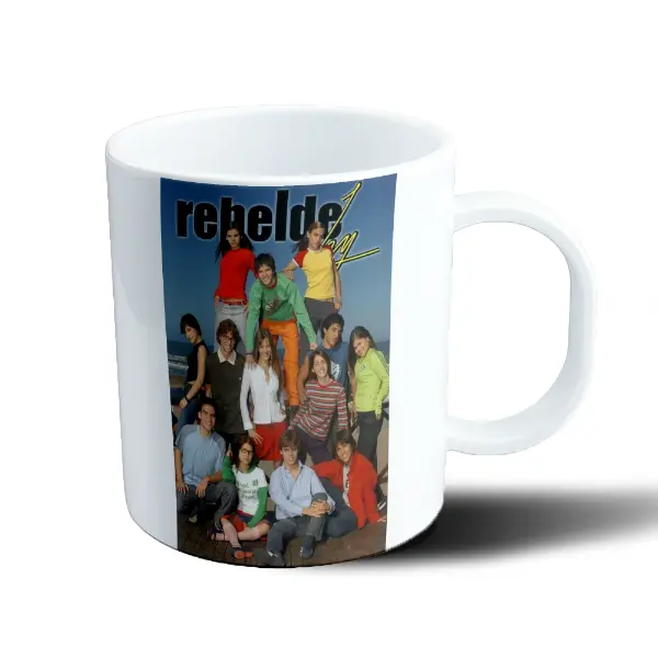 Taza de Plástico Rebelde Way Elenco Playa