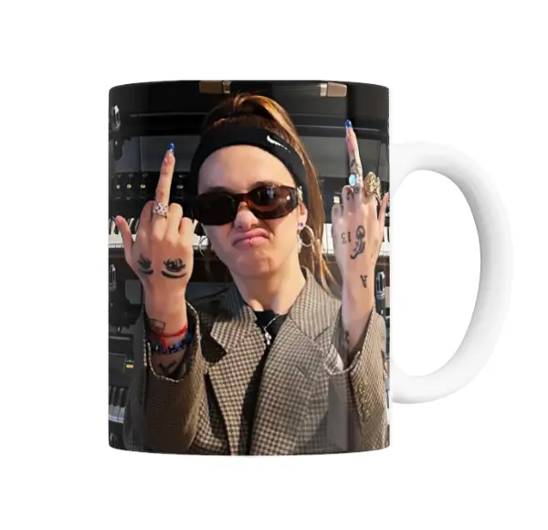 Taza de Cerámica Angela Torres Dedos Arriba