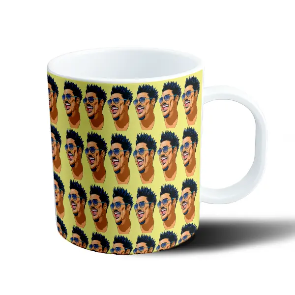 Taza de Plástico Ricky Fort Patrón Lentes y Lengua Afuera