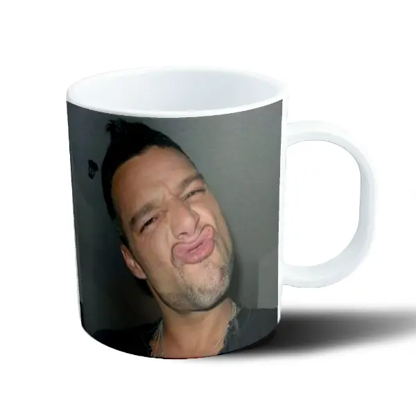 Taza de Plástico Ricky Martin Gesto Gracioso