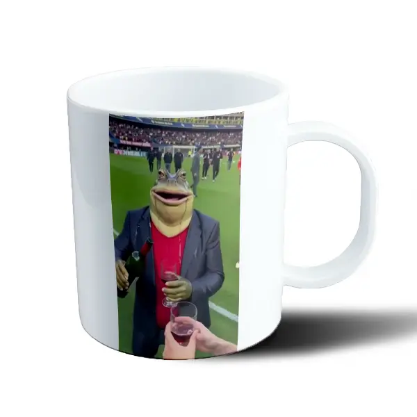 Taza de Plástico Sapardo Sapo en la Cancha con Vino