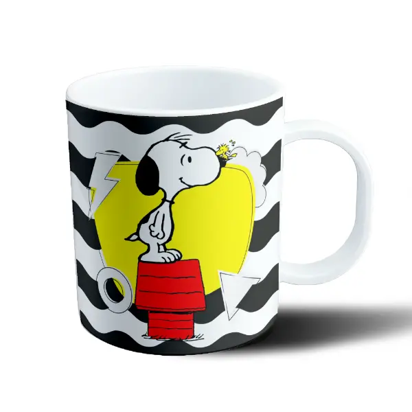Taza de Plástico Snoopy y Woodstock sobre su casucha