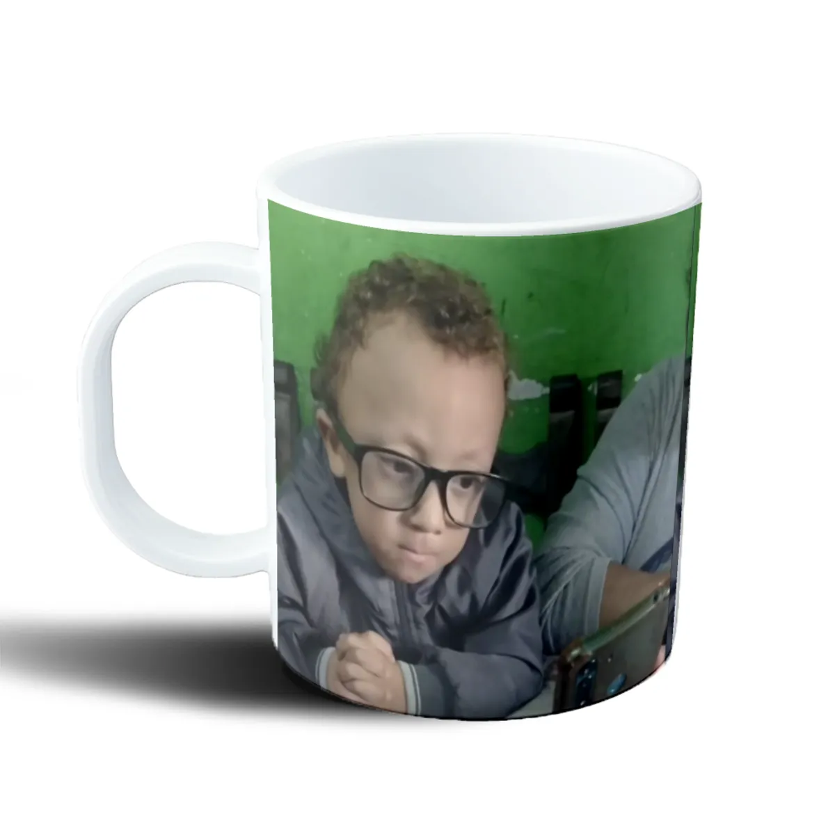 Taza de Plástico Thiago y Leo Niño con Anteojos - vista 2