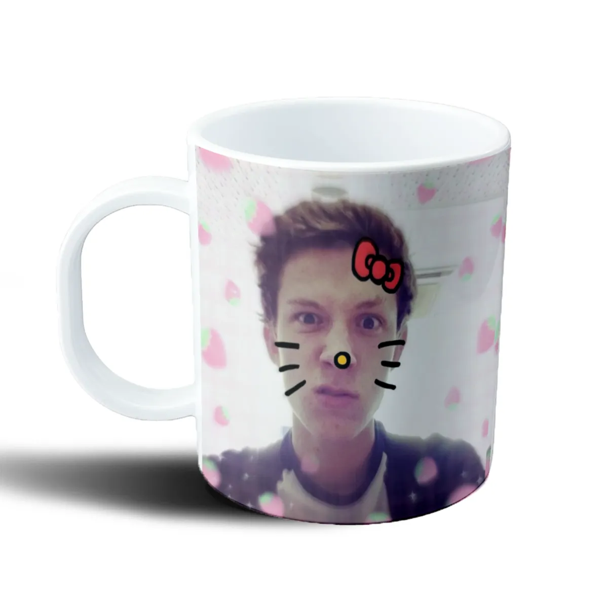 Taza de Plástico Tom Holland Hello Kitty - vista 2