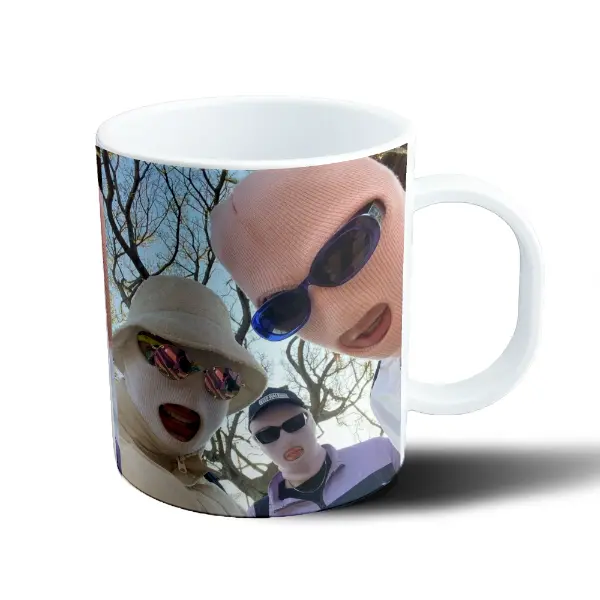 Taza de Plástico TussiWarriors Selfie con Lentes y Gorros