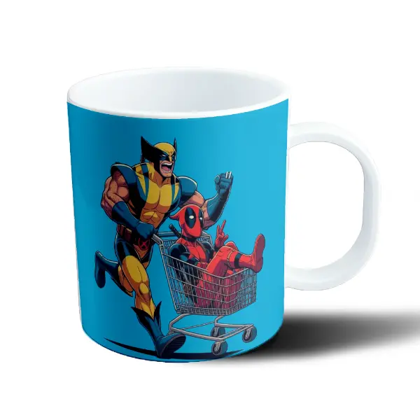 Taza de Plástico Marvel Wolverine y Deadpool en Carrito