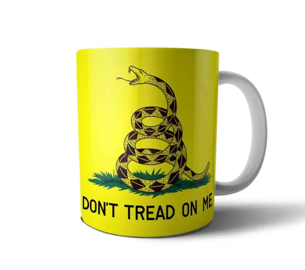 Taza de Cerámica Dont Tread on Me Serpiente Enroscada