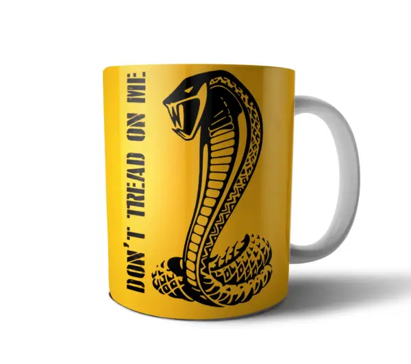 Taza de Cerámica Dont Tread on Me Cobra Amarilla