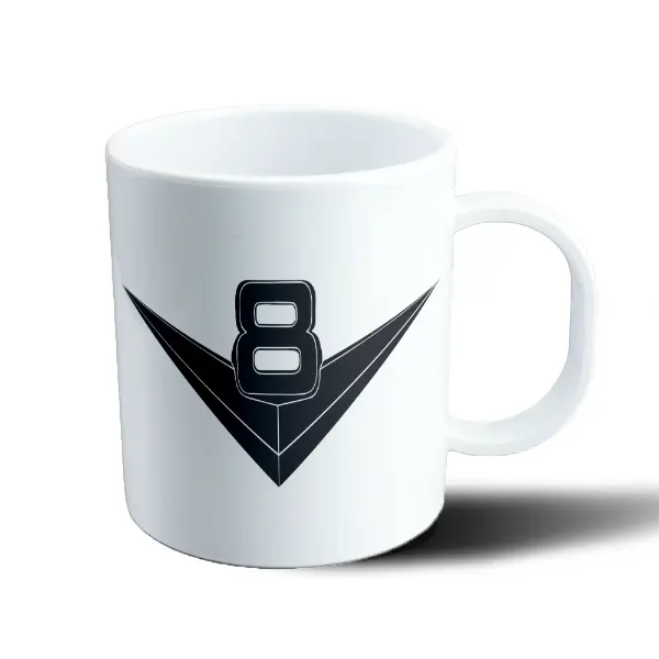 Taza de Plástico Diseño V Negro con Número 8