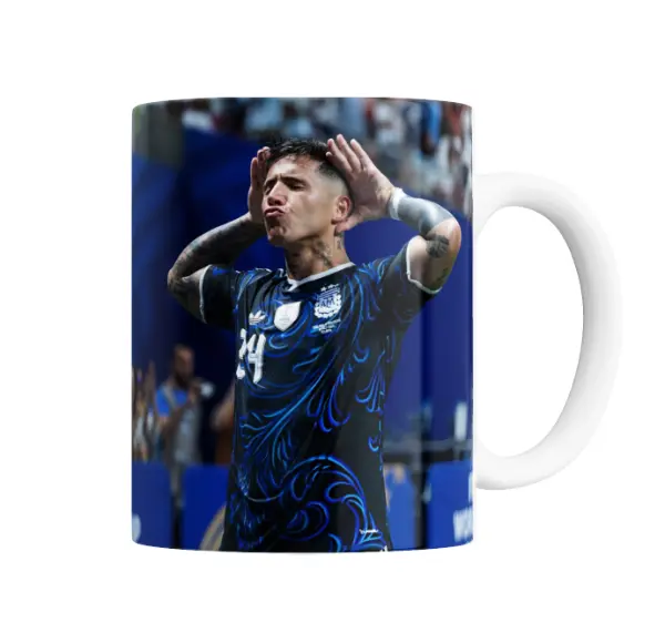 Taza de Cerámica Enzo Fernández Celebración Argentina