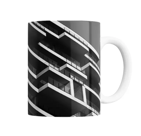Taza de Cerámica Edificio Blanco y Negro Balcones Curvos