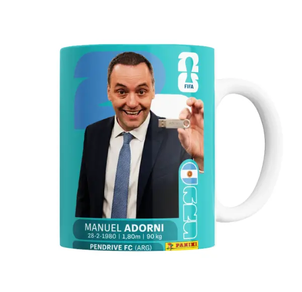 Taza de Cerámica Figurita Mundial Meme Adorni Pendrive