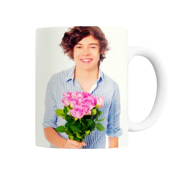 Taza de Cerámica Harry Styles con Ramo de Rosas