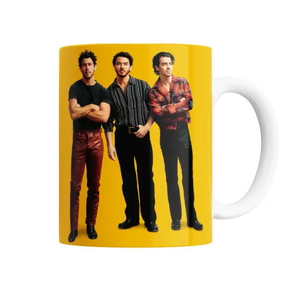 Taza de Cerámica Jonas Brothers Foto Grupal Amarillo