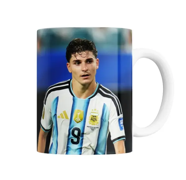 Taza de Cerámica Julián Alvarez Selección Argentina 9