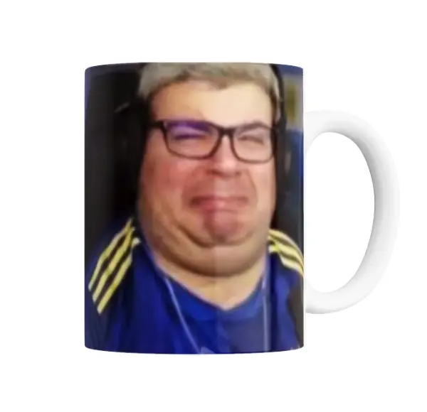 Taza de Cerámica La Cobra Meme con Auriculares