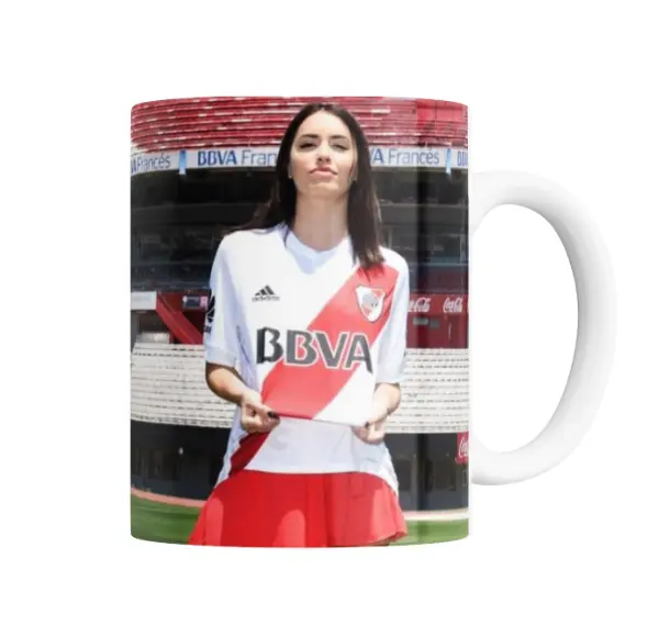 Taza de Cerámica Lali con Camiseta de River Plate