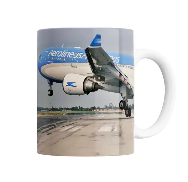 Taza de Cerámica Aerolíneas Argentinas Airbus A330 en Pista