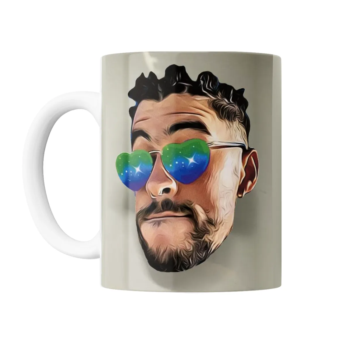 Taza de Cerámica Bad Bunny Retrato con Lentes Corazón - vista 2
