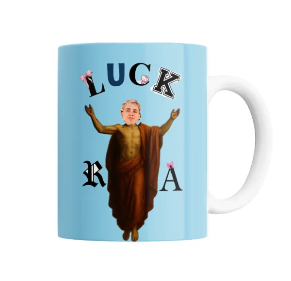 Taza de Cerámica Luck Ra Figura con Túnica y Brazos Abiertos