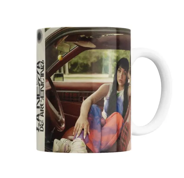 Taza de Cerámica Maria Becerra La Nena de Argentina
