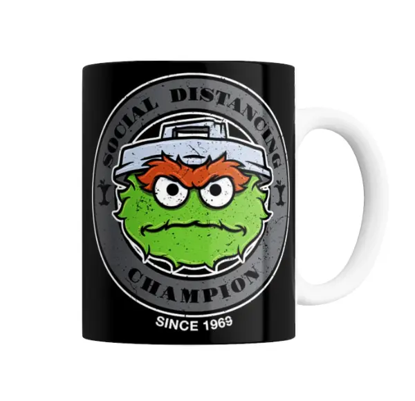 Taza de Cerámica Plaza Sésamo Oscar el Gruñón Social Distancing Champion