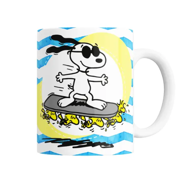 Taza de Cerámica Snoopy Surfista con Woodstock