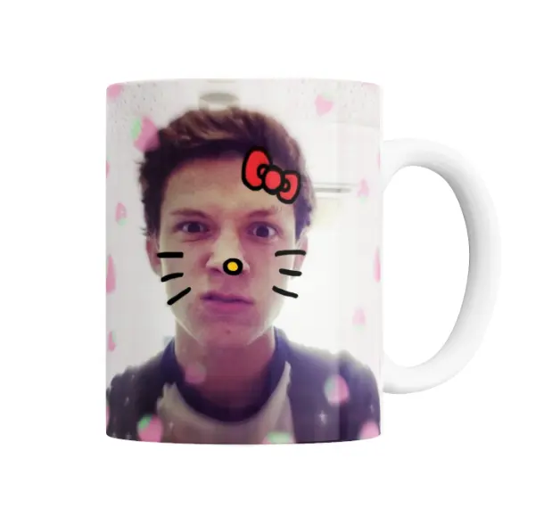 Taza de Cerámica Tom Holland Hello Kitty