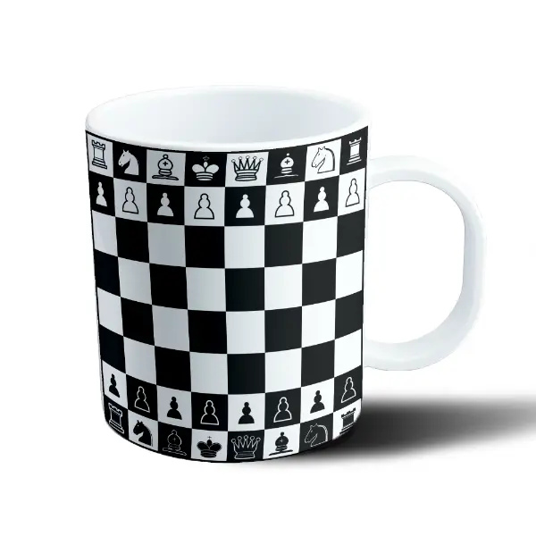 Taza de Plástico Ajedrez Tablero y Piezas Blancas y Negras