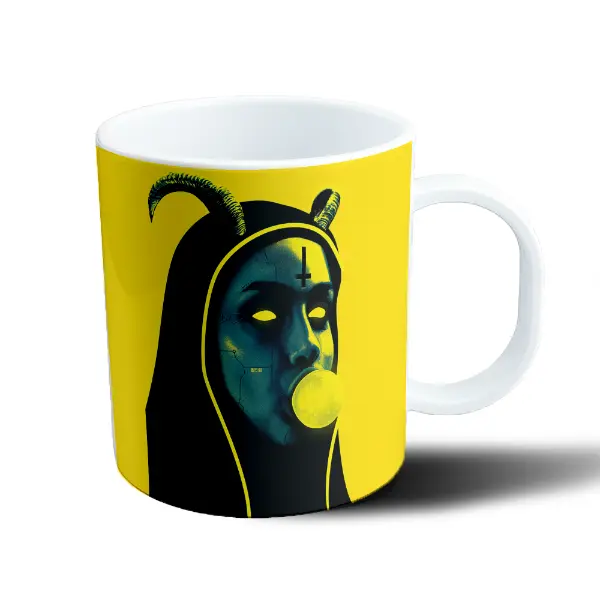 Taza de Plástico Art Mujer con Cuernos y Chicle Amarillo