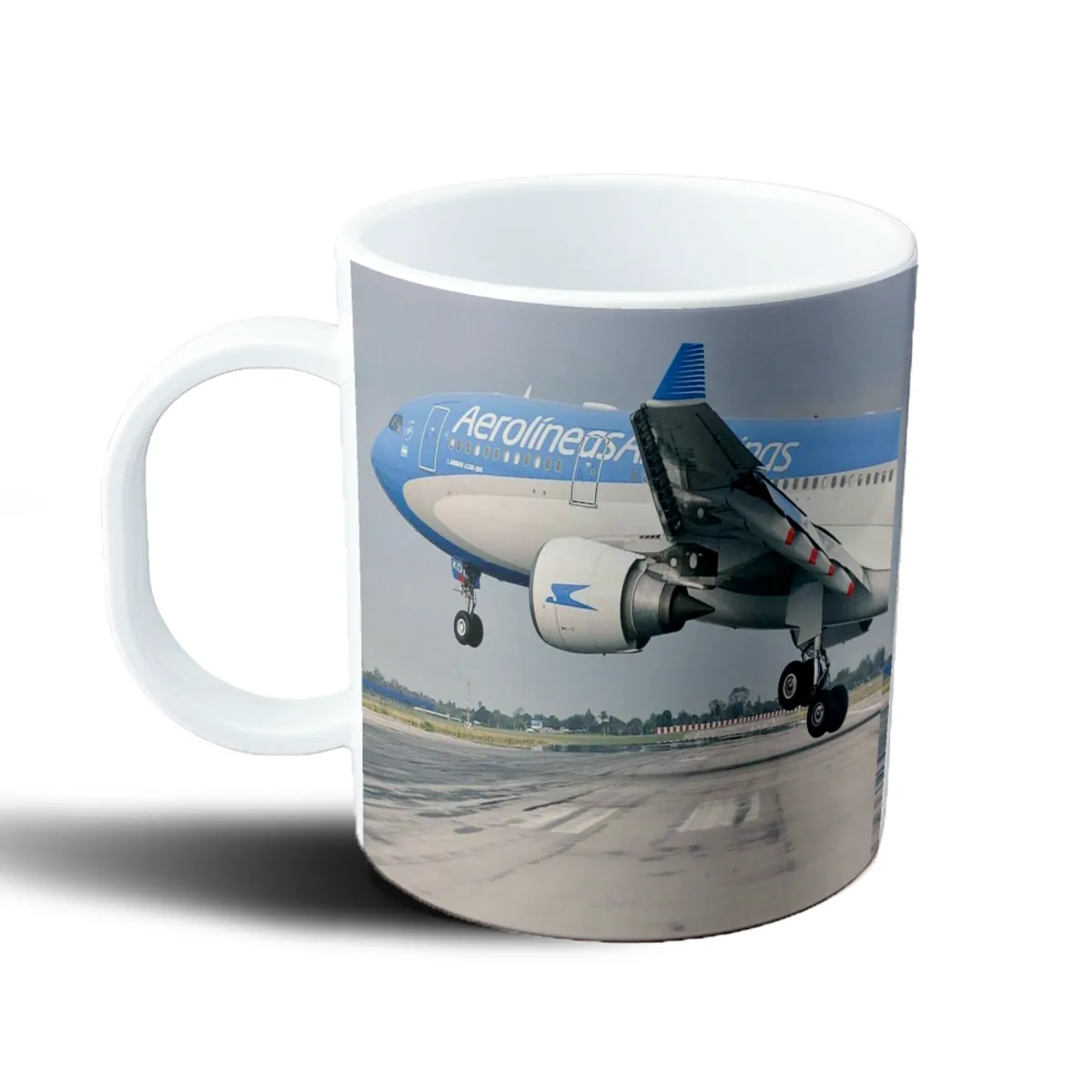 Taza de Plástico Aerolíneas Argentinas Airbus A330 en Pista - vista 2
