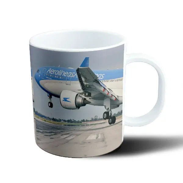 Taza de Plástico Aerolíneas Argentinas Airbus A330 en Pista