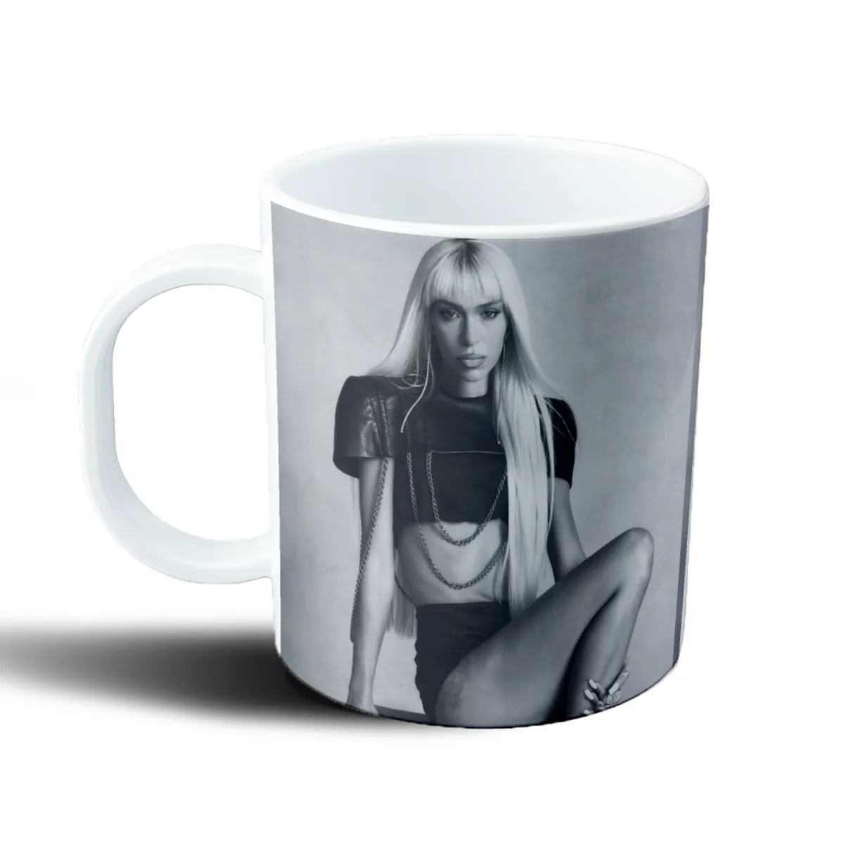 Taza de Plástico Bad Gyal Foto Blanco y Negro - vista 2