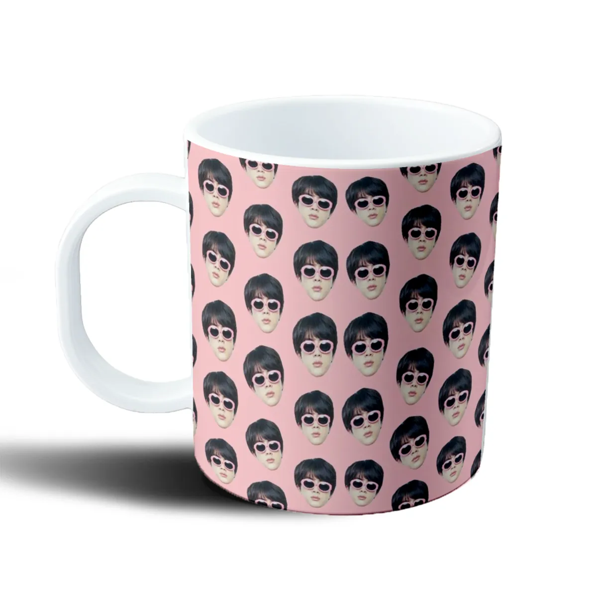 Taza de Plástico BTS Patrón Caras con Lentes Rosas - vista 2