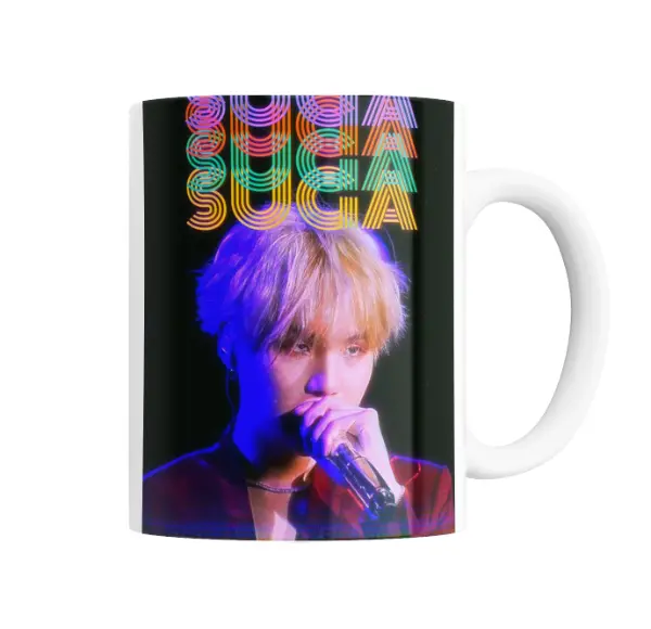 Taza de Cerámica BTS Suga Letras Neón