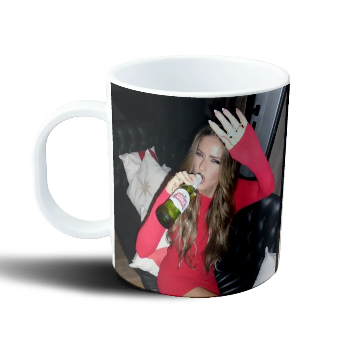 Taza de Plástico China Suarez con cerveza - vista 2