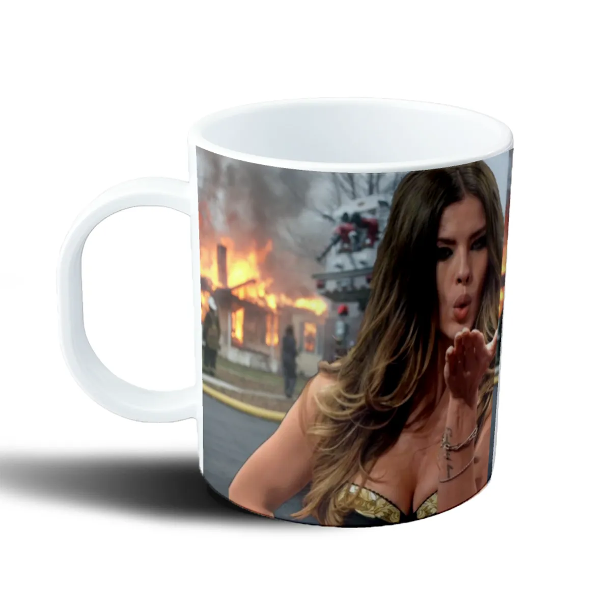 Taza de Plástico China Suarez Meme Disaster Girl - vista 2