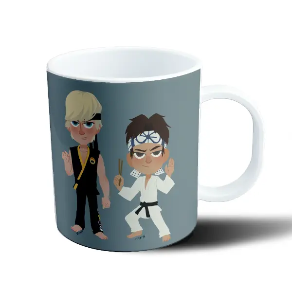 Taza de Plástico Cobra Kai Johnny Lawrence y Daniel LaRusso