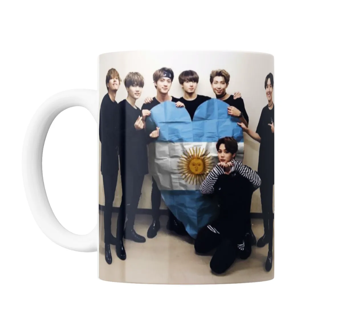 Taza de Cerámica BTS con corazón de bandera argentina - vista 2