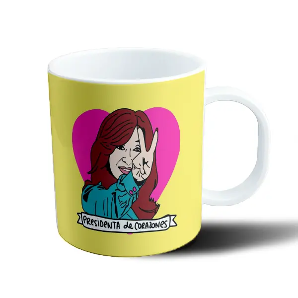 Taza de Plástico Cristina Presidenta de Corazones