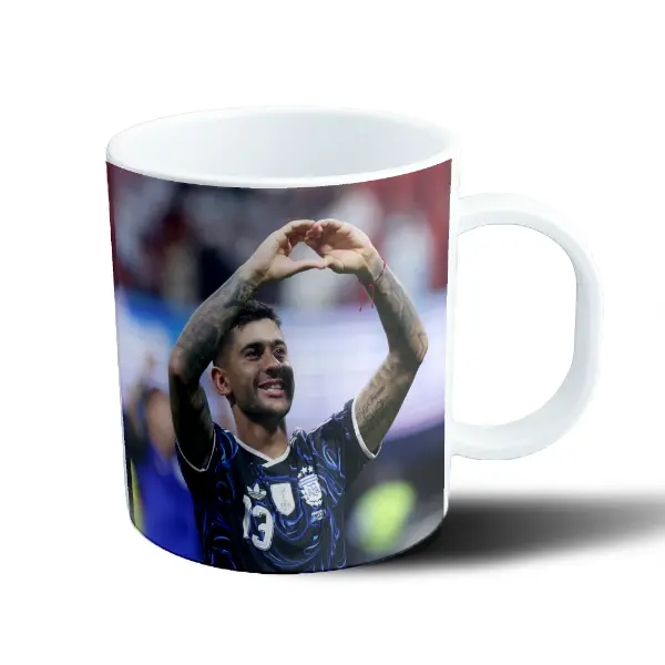 Taza de Plástico Cuti Romero Corazón con las manos