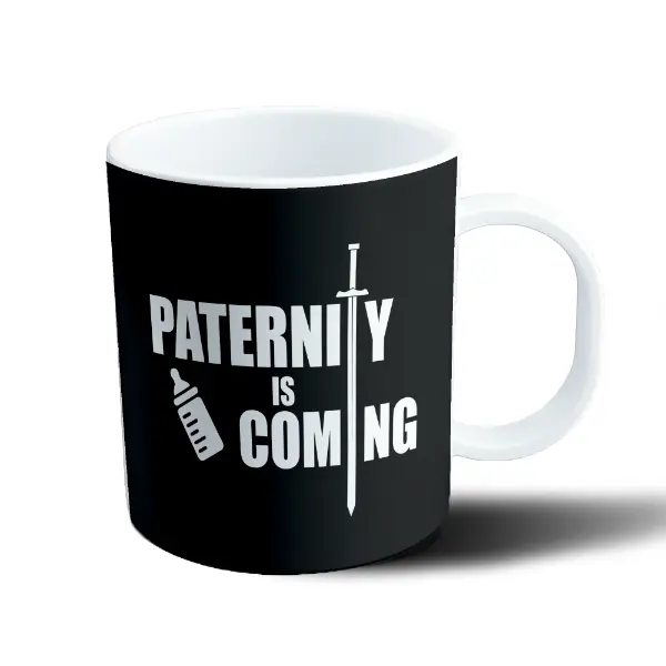 Taza de Plástico Paternity is Coming Bebé y Espada