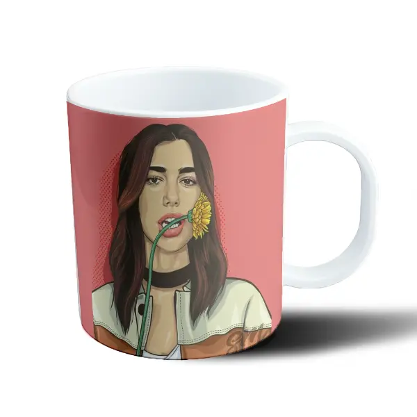 Taza de Plástico Dua Lipa Ilustrada con Flor Amarilla