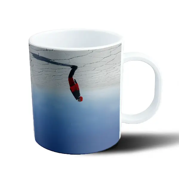 Taza de Plástico Duki Cabeza Abajo