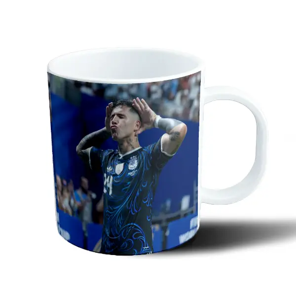 Taza de Plástico Enzo Fernández Celebración Argentina