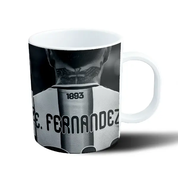 Taza de Plástico Enzo Fernández Camiseta Blanca y Negra