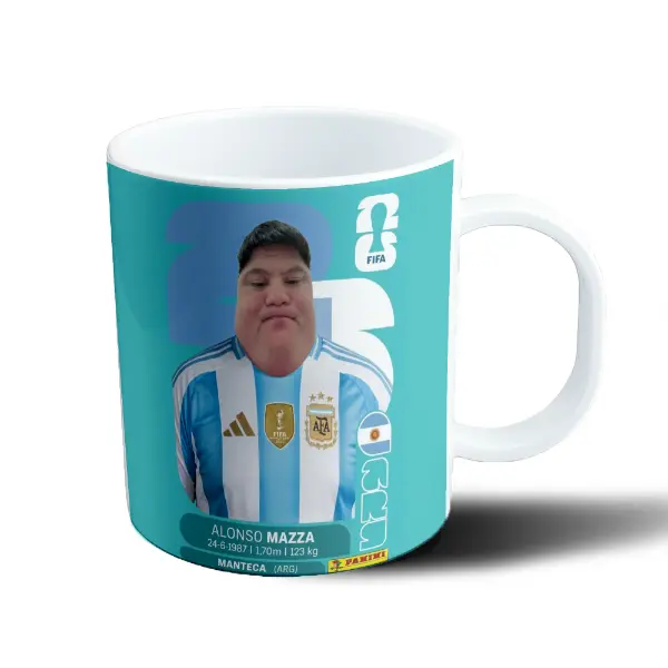 Taza de Plástico Figurita Mundial Meme Alonso Mazza
