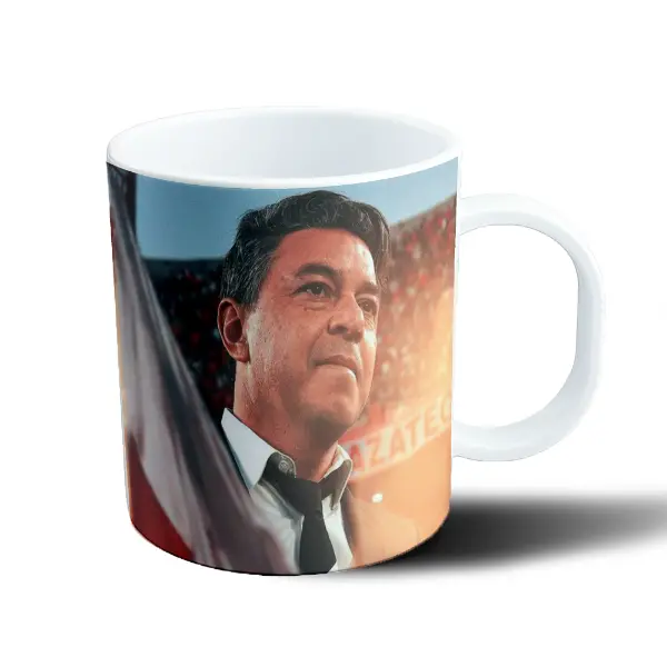 Taza de Plástico Gallardo Retrato en Estadio